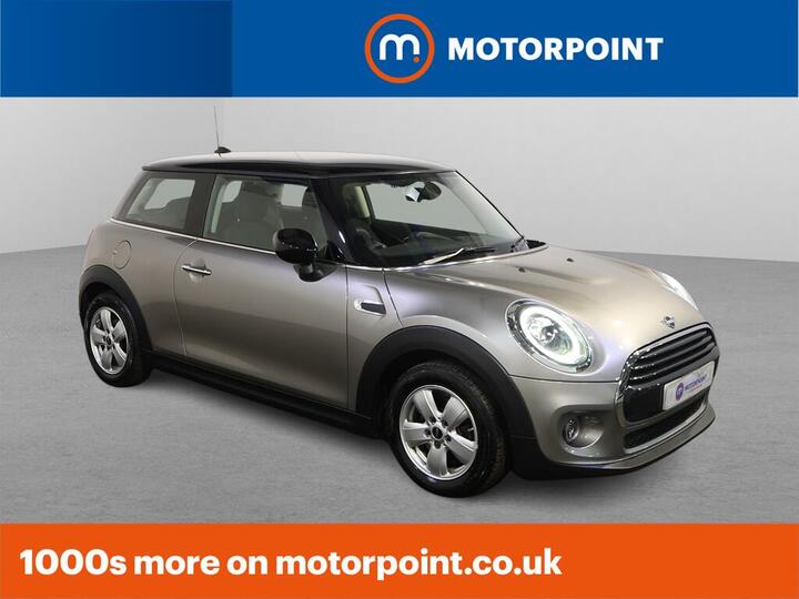 MINI Hatchback 1.5 Cooper Classic Euro 6 (s/s) 3dr