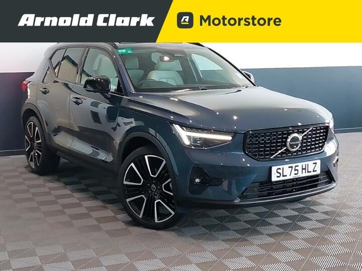 Volvo XC40 2.0 B3 MHEV Ultra Dark DCT Auto Euro 6 (s/s) 5dr