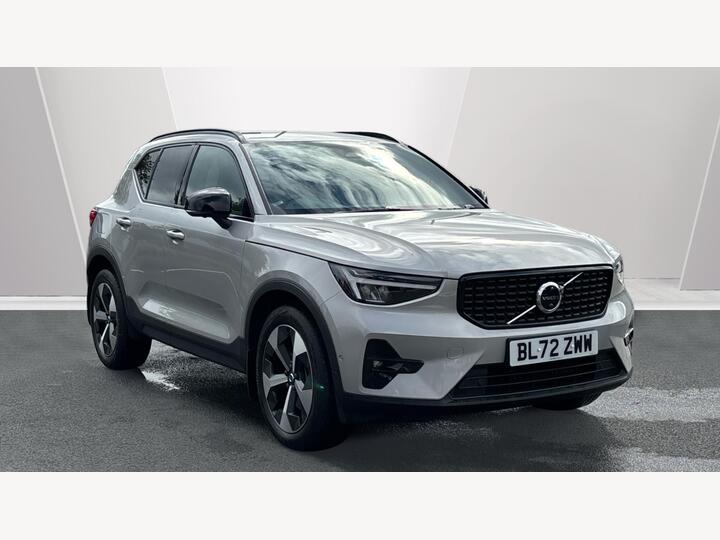 Volvo XC40 2.0 B4 MHEV Plus DCT Auto AWD Euro 6 (s/s) 5dr