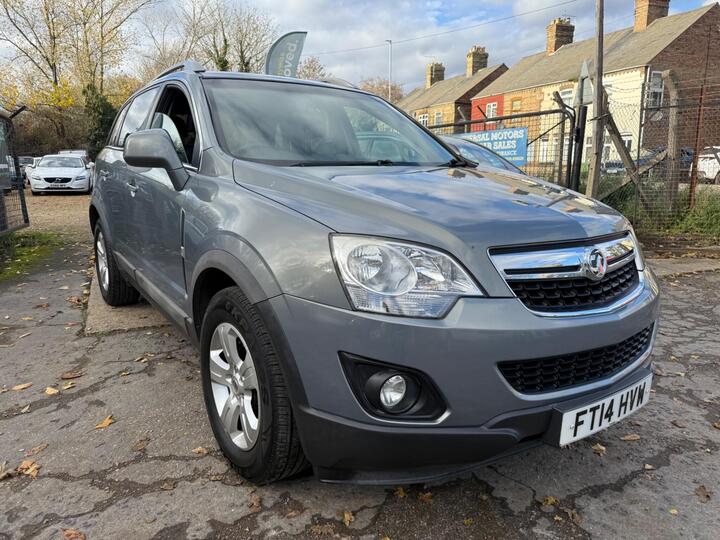 Vauxhall Antara 2.2 CDTi Diamond 2WD Euro 5 (s/s) 5dr Vauxhall Antara 2.2 CDTi Diamond 2WD Euro 5 (s/s) 5dr