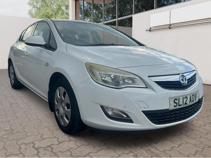 Vauxhall Astra 1.6 16v Exclusiv Auto Euro 5 5dr