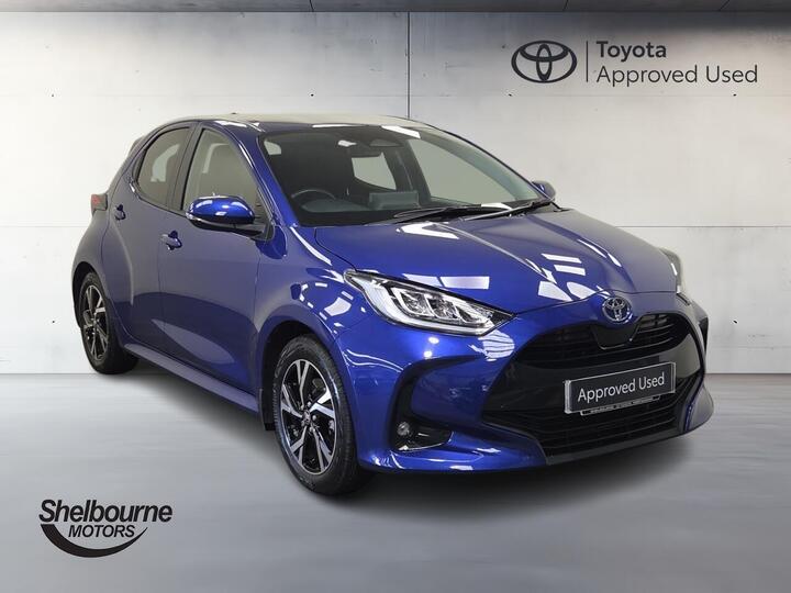 Toyota Yaris Design 1.5 VVT-h Design E-CVT Euro 6 (s/s) 5dr