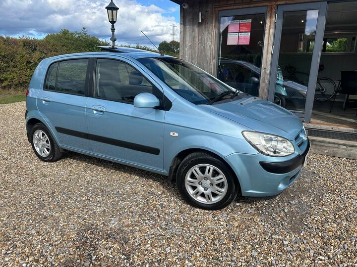 Hyundai Getz 1.6 CDX 5dr Hyundai Getz 1.6 CDX 5dr