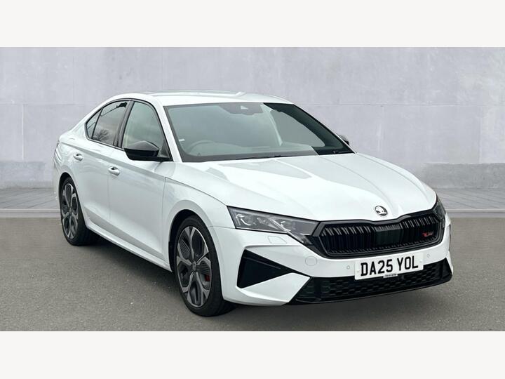 Skoda Octavia 2.0 TSI VRS DSG Euro 6 (s/s) 5dr Skoda Octavia 2.0 TSI VRS DSG Euro 6 (s/s) 5dr