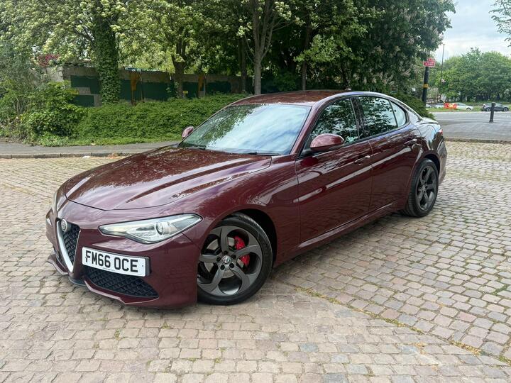 Alfa Romeo Giulia 2.2 TD Speciale Auto Euro 6 (s/s) 4dr