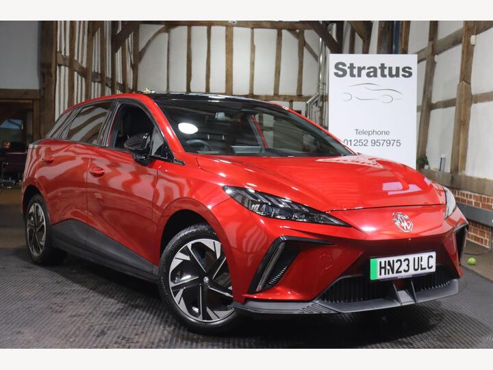 MG MG4 64kWh Trophy Long Range Auto 5dr