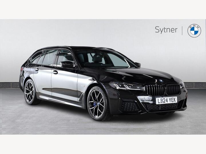 BMW 5 Series 2.0 530e 12kWh M Sport Touring Steptronic XDrive Euro 6 (s/s) 5dr BMW 5 Series 2.0 530e 12kWh M Sport Touring Steptronic XDrive Euro 6 (s/s) 5dr