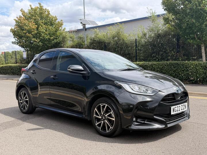 Toyota Yaris 1.5 VVT-h Design E-CVT Euro 6 (s/s) 5dr