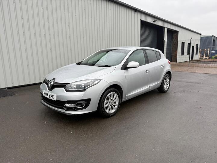 Renault Megane 1.6 16V Dynamique TomTom Euro 5 5dr