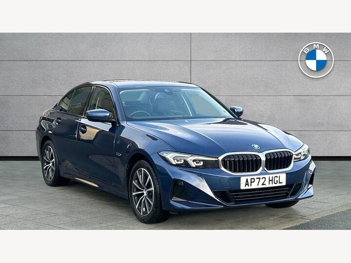 BMW 3 Series 2.0 330e 12kWh Sport Auto Euro 6 (s/s) 4dr BMW 3 Series 2.0 330e 12kWh Sport Auto Euro 6 (s/s) 4dr
