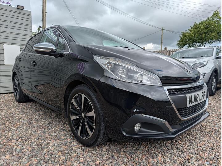 Peugeot 208 1.2 PureTech Allure Premium Euro 6 (s/s) 5dr