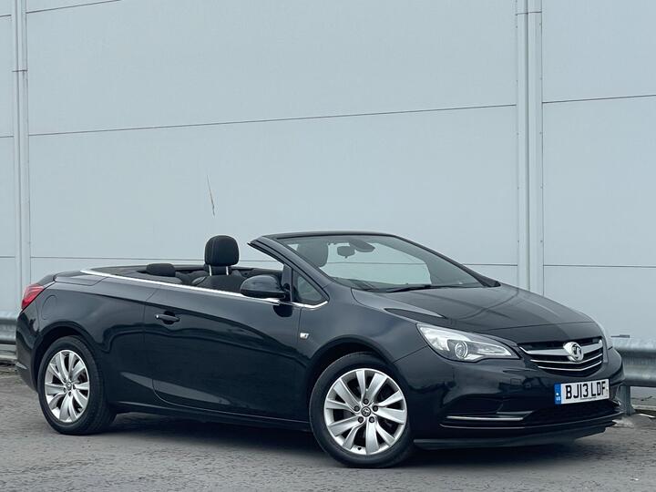 Vauxhall Cascada 2.0 CDTi SE Euro 5 (s/s) 2dr Vauxhall Cascada 2.0 CDTi SE Euro 5 (s/s) 2dr