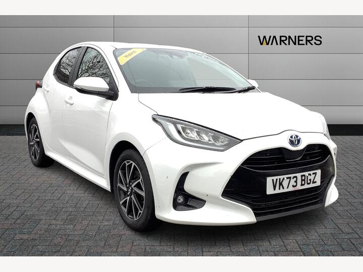 Toyota Yaris 1.5 VVT-h Design E-CVT Euro 6 (s/s) 5dr