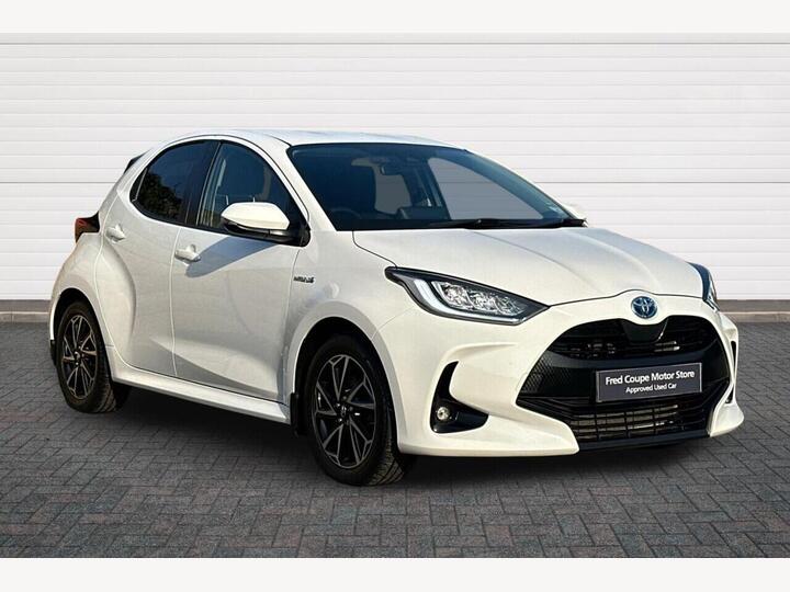 Toyota YARIS 1.5 VVT-h Design E-CVT Euro 6 (s/s) 5dr