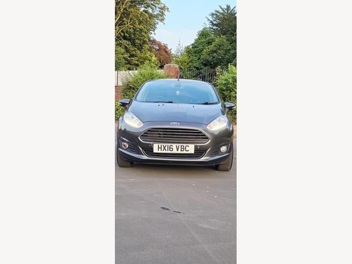 Ford Fiesta 1.0T EcoBoost Titanium Euro 6 (s/s) 5dr