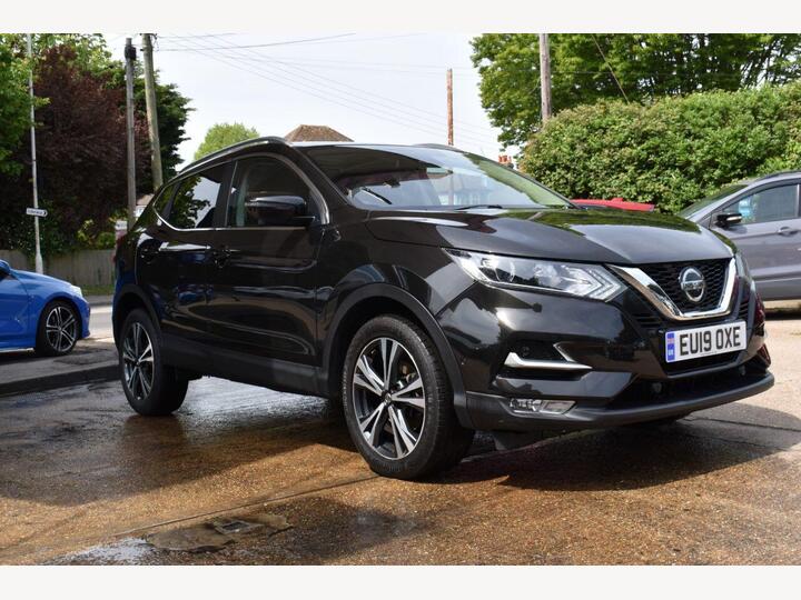 Nissan QASHQAI 1.3 DIG-T N-Connecta DCT Auto Euro 6 (s/s) 5dr