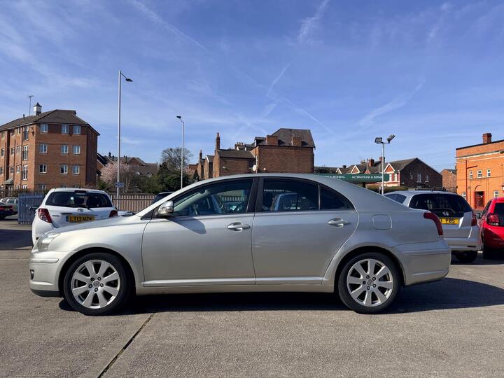 Toyota Avensis 2.2 D-4D T3-X 5dr
