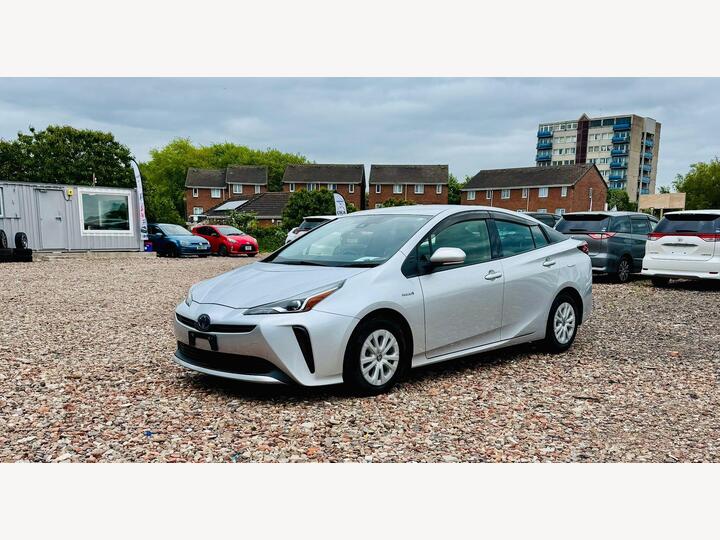 Toyota Prius 1.8 VVT-h Active CVT Euro 6 (s/s) 5dr Toyota Prius 1.8 VVT-h Active CVT Euro 6 (s/s) 5dr