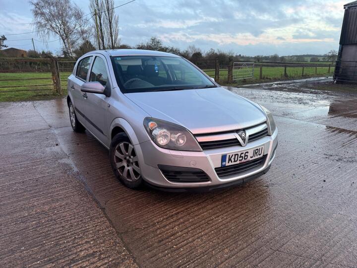 Vauxhall Astra 1.6i 16v Life 5dr