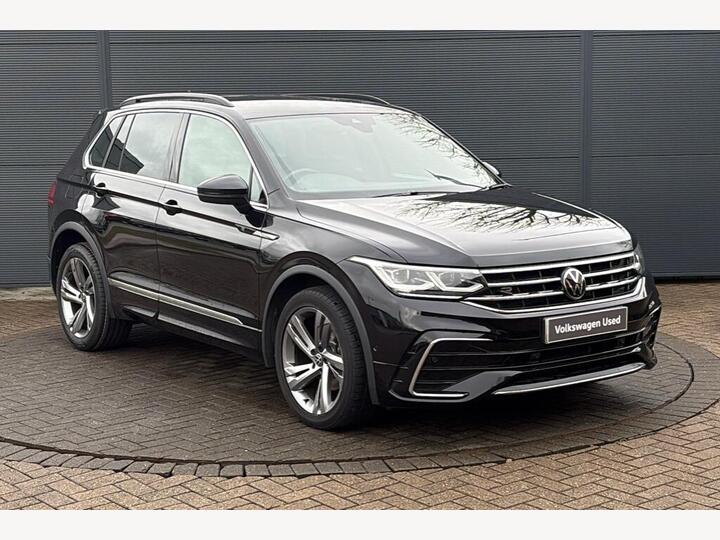 Volkswagen Tiguan 2.0 TDI R-Line Edition DSG 4Motion Euro 6 (s/s) 5dr Volkswagen Tiguan 2.0 TDI R-Line Edition DSG 4Motion Euro 6 (s/s) 5dr