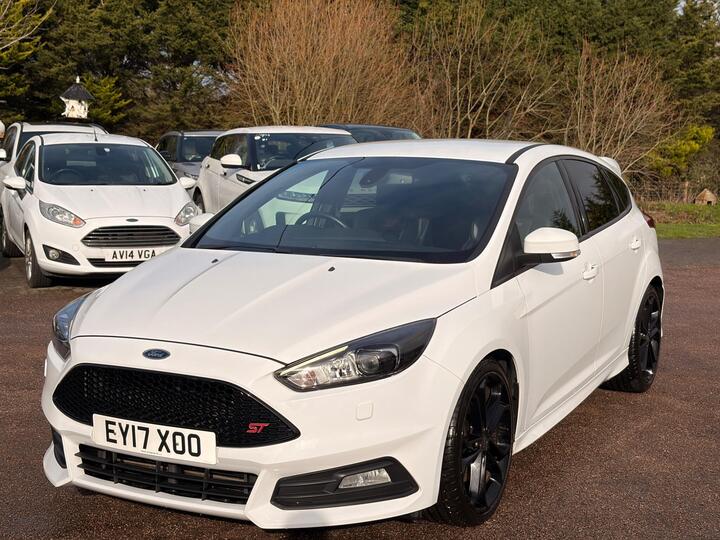Ford Focus 2.0T EcoBoost ST-3 Euro 6 (s/s) 5dr
