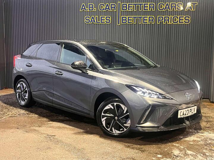 MG 4 64kWh Trophy Long Range Auto 5dr