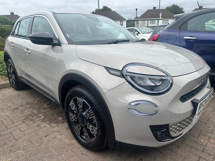 Fiat 600 1.2 MHEV E-DCT Euro 6 (s/s) 5dr