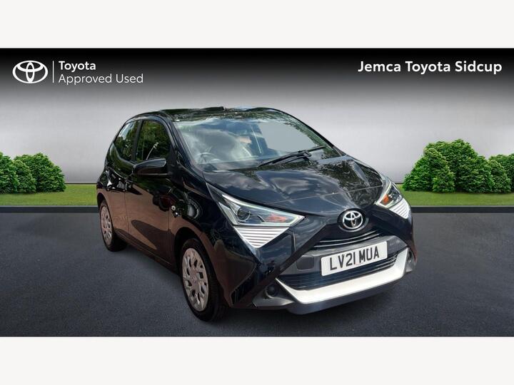Toyota AYGO 1.0 VVT-i X-play Euro 6 5dr (Safety Sense)