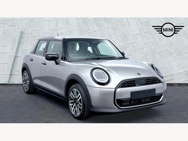 MINI Cooper 1.5C Classic Steptronic Euro 6 (s/s) 5dr
