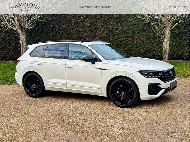 Volkswagen Touareg 3.0 TSI V6 Black Edition Tiptronic 4Motion Euro 6 (s/s) 5dr Volkswagen Touareg 3.0 TSI V6 Black Edition Tiptronic 4Motion Euro 6 (s/s) 5dr