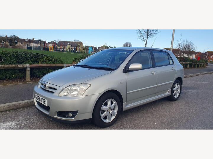 Toyota Corolla 2.0 D-4D Colour Collection 5dr Toyota Corolla 2.0 D-4D Colour Collection 5dr