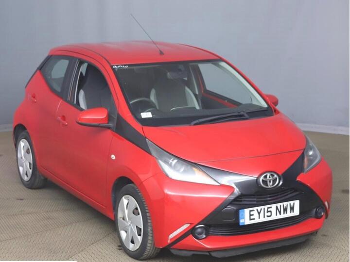 Toyota AYGO 1.0 VVT-i X-play X-shift Euro 5 5dr Euro 5