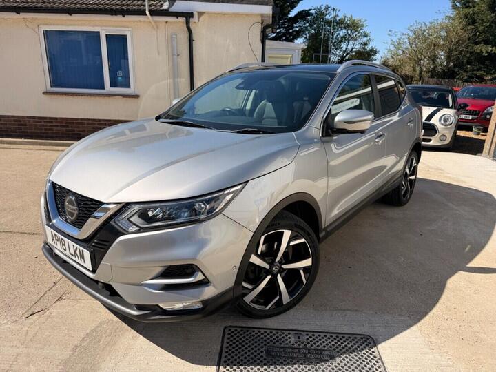 Nissan QASHQAI 1.2 DIG-T Tekna Euro 6 (s/s) 5dr