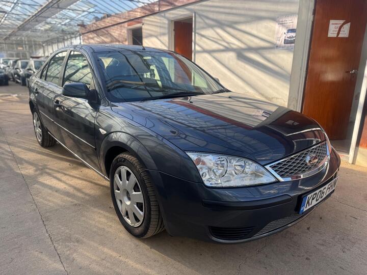 Ford Mondeo 2.0 LX 5dr