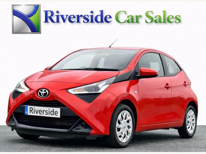 Toyota AYGO 1.0 VVT-i X-play X-shift Euro 6 5dr (Safety Sense)
