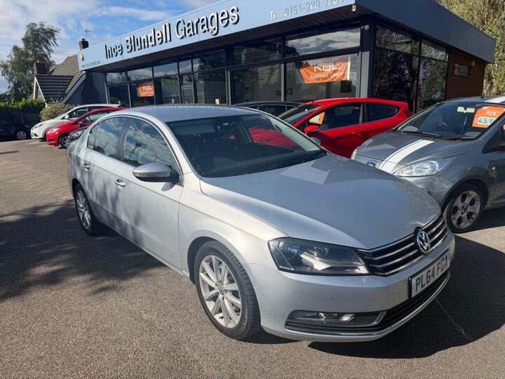 Volkswagen PASSAT 2.0 TDI BlueMotion Tech Executive Euro 5 (s/s) 4dr