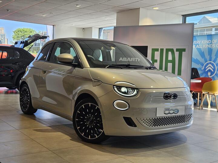 Fiat 500e 42kWh La Prima Auto 3dr