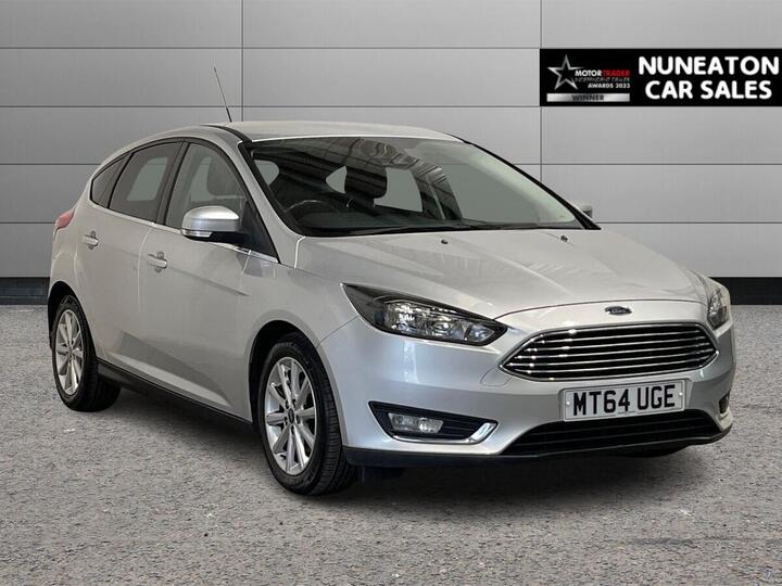 Ford FOCUS 1.6 Titanium Powershift Euro 6 5dr
