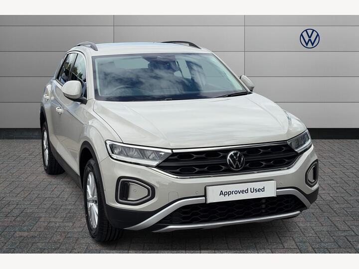 Volkswagen T-roc 1.0 TSI Life Euro 6 (s/s) 5dr Volkswagen T-roc 1.0 TSI Life Euro 6 (s/s) 5dr