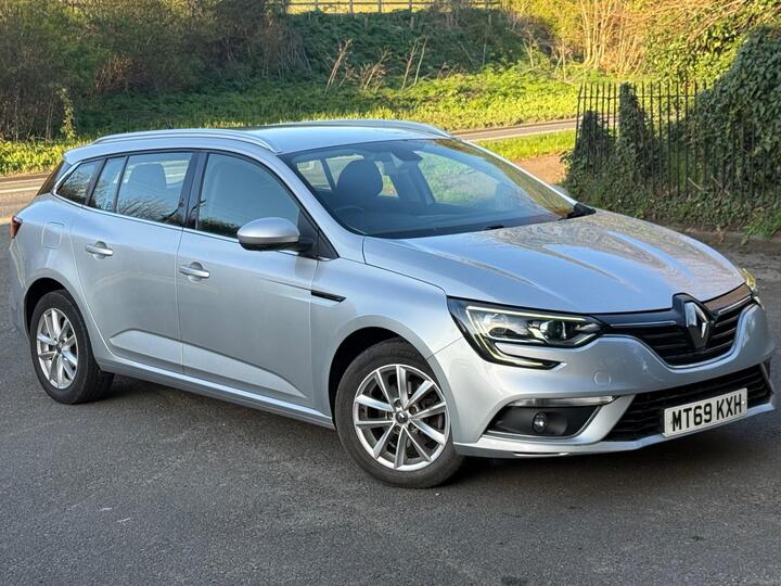 Renault Megane 1.3 TCe Play Sport Tourer Euro 6 (s/s) 5dr