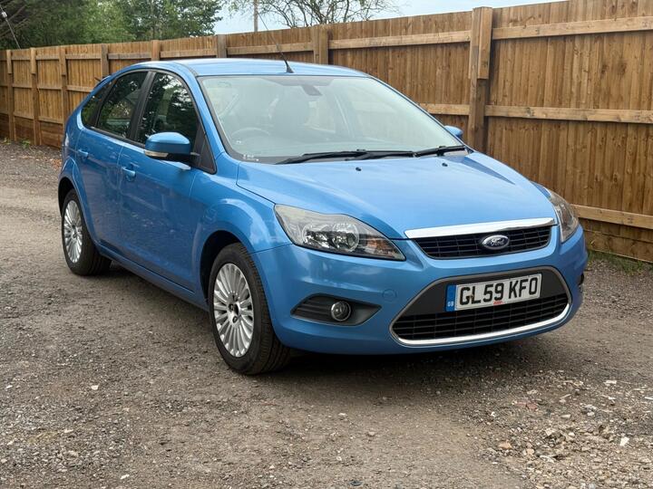 Ford Focus 1.6 Titanium 5dr