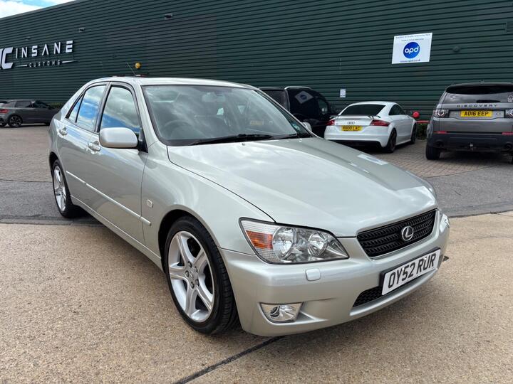 Lexus IS 2.0 200 SE 4dr