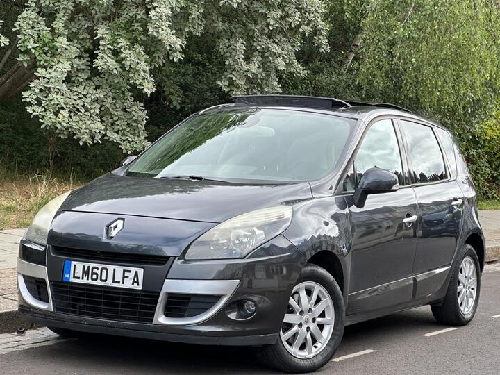 Renault Scenic 2.0 VVT Privilege TomTom CVT Euro 5 5dr