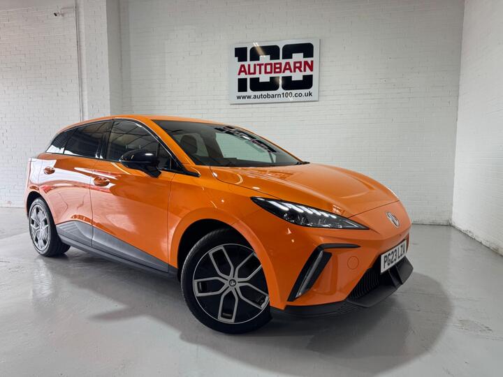 MG MG4 64kWh Trophy Long Range Auto 5dr