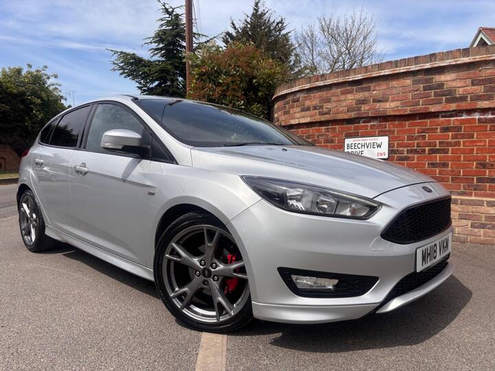 Ford Focus 1.5 TDCi ST-Line X Euro 6 (s/s) 5dr