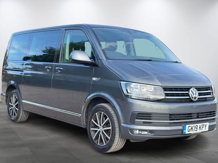 Volkswagen Caravelle 2.0 TDI BlueMotion Tech Executive DSG Euro 6 (s/s) 5dr