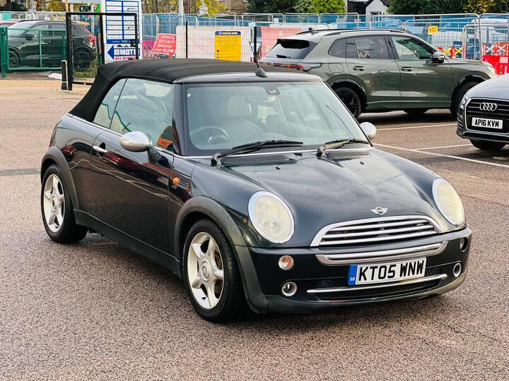 MINI Convertible 1.6 Cooper CVT Euro 3 2dr MINI Convertible 1.6 Cooper CVT Euro 3 2dr