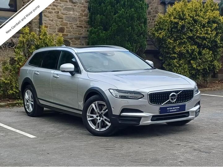 Volvo V90 Cross Country 2.0 D4 Auto AWD Euro 6 (s/s) 5dr Volvo V90 Cross Country 2.0 D4 Auto AWD Euro 6 (s/s) 5dr