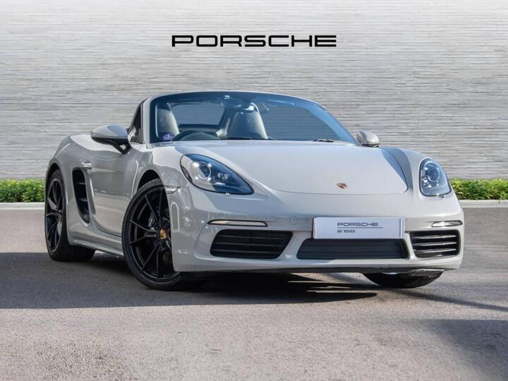 Porsche 718 2.0T Euro 6 (s/s) 2dr