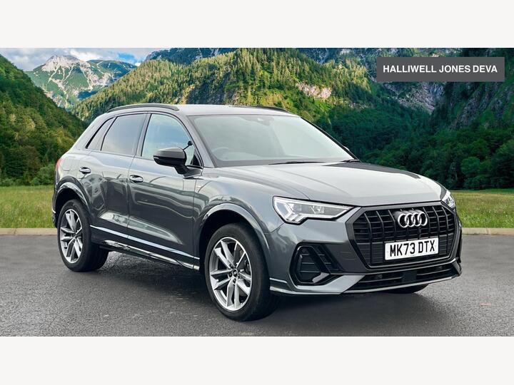 Audi Q3 1.4 TFSIe 45 Black Edition S Tronic Euro 6 (s/s) 5dr 13kWh